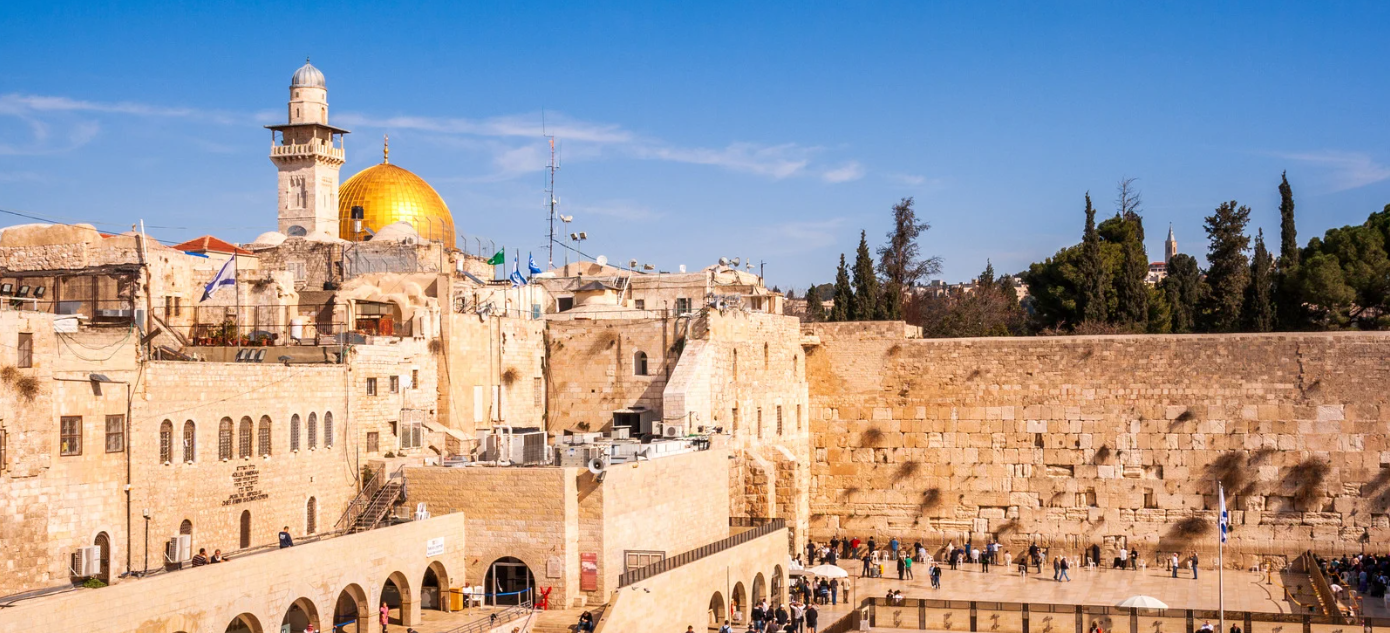 השכרת רכב בירושלים: פתרון נוח לטיול משפחתי או ליום בעיר